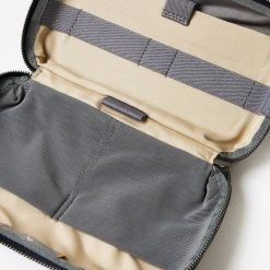 Bellroy Tech Kit -Parker And Hyde shop ETKAxNAVYxAlt2 76435294