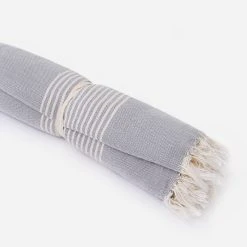 Hat Attack Beach Throw -Parker And Hyde shop GEGT715xLIGHTGREYxPrimary 61251619